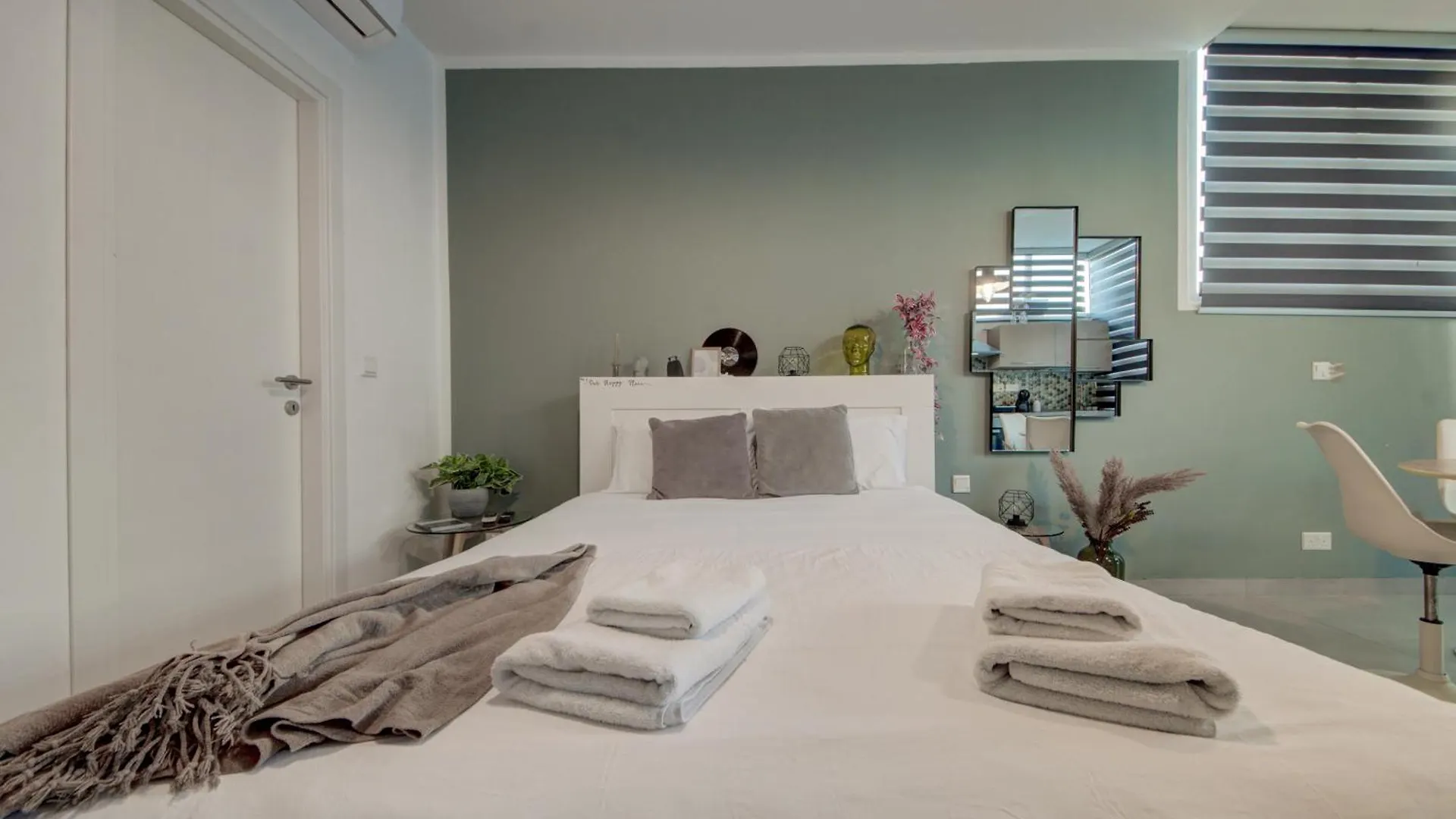 Cosy Penthouse In Hamrun - Walking Distance To Valletta